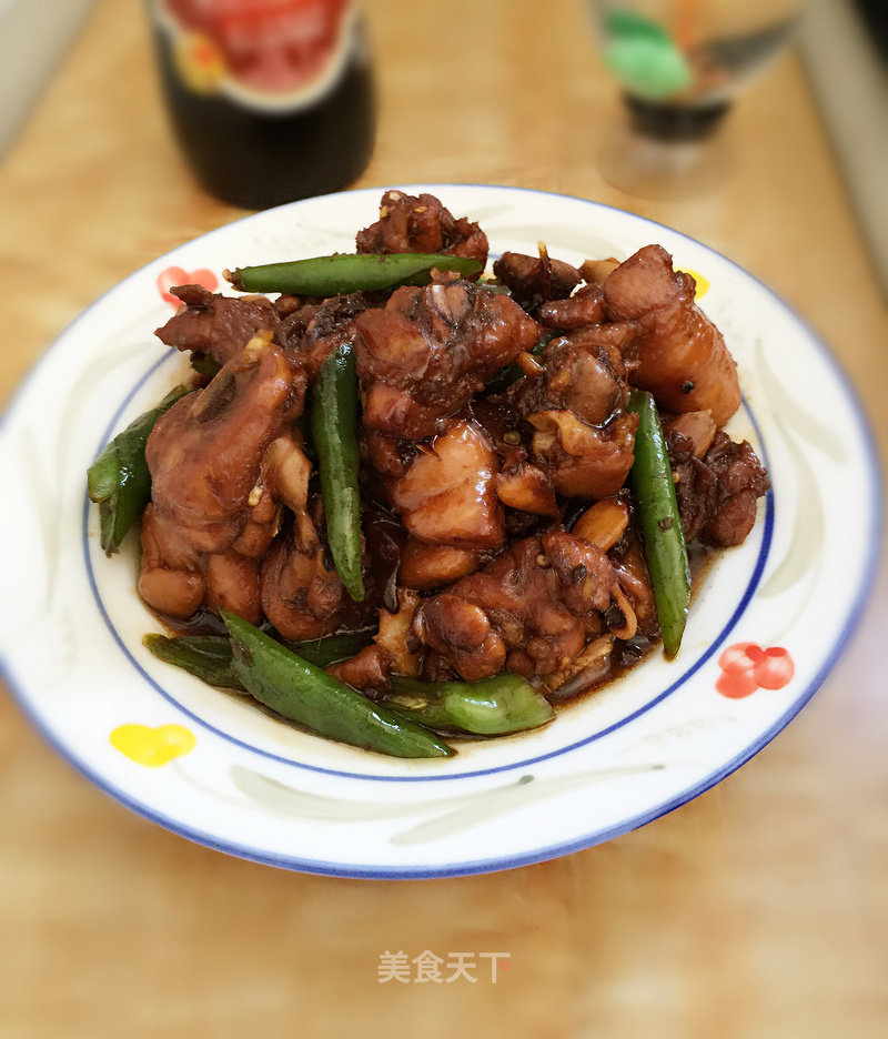 https://i3i620.meishichina.com/attachment/recipe/2015/10/10/20151010hrhd7ucurruu5788.JPG?x-oss-process=style/p800的做法