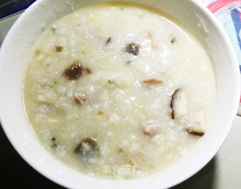https://i3i620.meishichina.com/attachment/recipe/2015/10/16/CC83ACB8-DE23-452F-A6D5-7108A54D3CE8.jpg?x-oss-process=style/p800的做法
