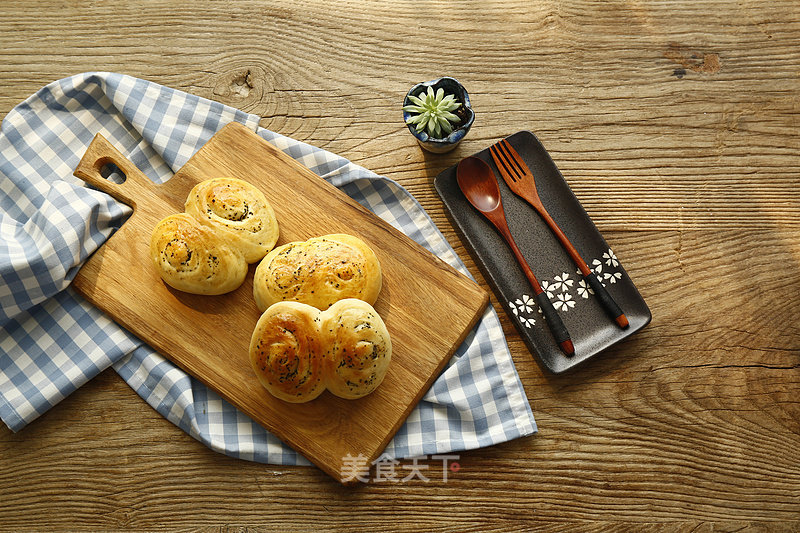 https://i3i620.meishichina.com/attachment/recipe/2015/10/29/2015102972m6ef61bbw1b6a9.JPG?x-oss-process=style/p800的做法