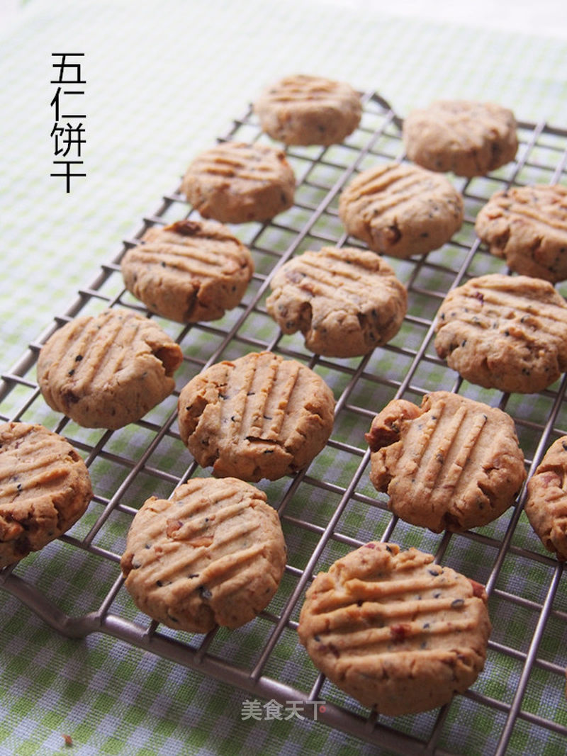 https://i3i620.meishichina.com/attachment/recipe/2015/11/05/20151105hp2pg03icy41yhm1.JPG?x-oss-process=style/p800的做法