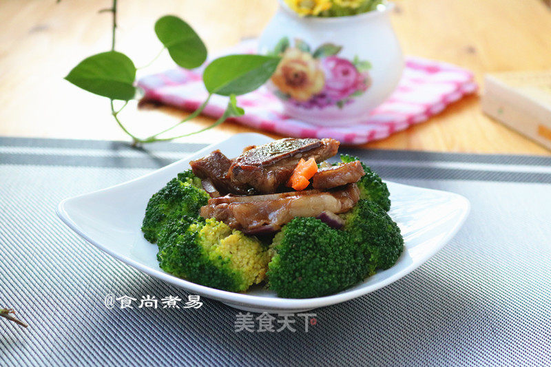 https://i3i620.meishichina.com/attachment/recipe/2015/12/16/201512167ivjru12b274m64z.jpg?x-oss-process=style/p800的做法