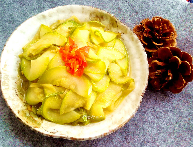 https://i3i620.meishichina.com/attachment/recipe/2015/12/22/20151222shouecst8v2azrp0.jpg?x-oss-process=style/p800的做法