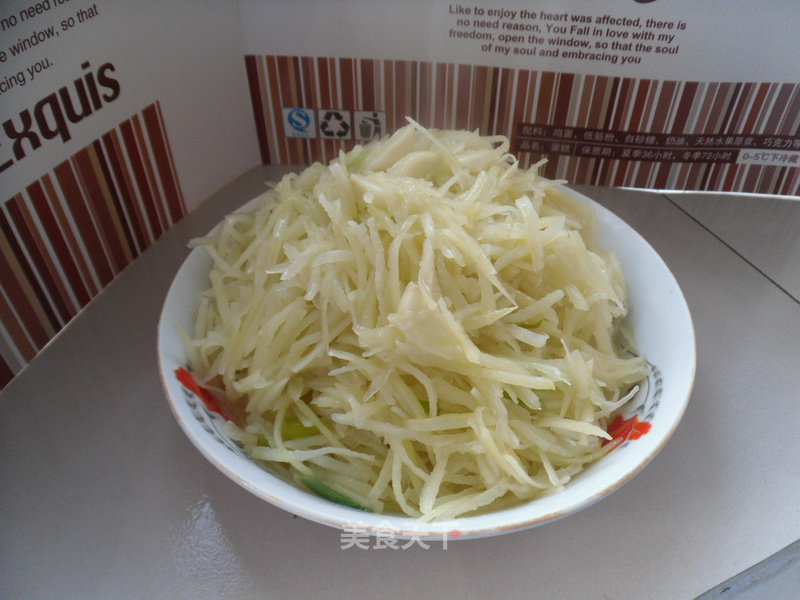 https://i3i620.meishichina.com/attachment/recipe/2016/01/22/20160122mg7gjyn1npsh55hl.JPG?x-oss-process=style/p800的做法