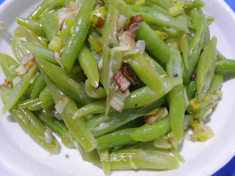 https://i3i620.meishichina.com/attachment/recipe/2016/02/15/20160215xye1i9shp80dhjr5.JPG?x-oss-process=style/p800的做法