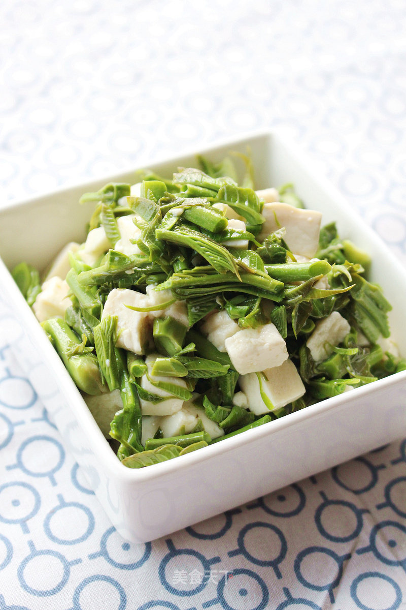 https://i3i620.meishichina.com/attachment/recipe/2016/03/11/20160311jar8cv0mmvbckei6.JPG?x-oss-process=style/p800的做法