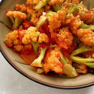 西红柿炒菜花