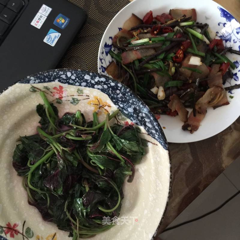 https://i3i620.meishichina.com/attachment/recipe/2016/05/05/2016050514624273899238250819.jpg?x-oss-process=style/p800的做法