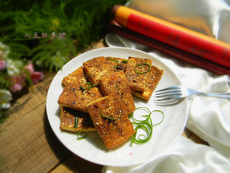 https://i3i620.meishichina.com/attachment/recipe/2016/05/16/20160515qemutwatzjmhv39q.jpg?x-oss-process=style/p800的做法