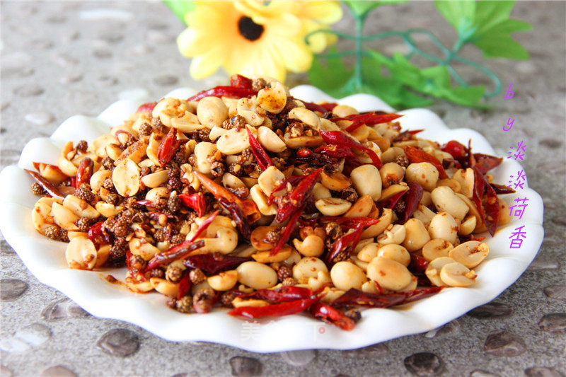 https://i3i620.meishichina.com/attachment/recipe/2016/06/06/20160606zw1oznnniwqxdqp7.JPG?x-oss-process=style/p800的做法
