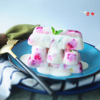酸奶水果棒棒冰