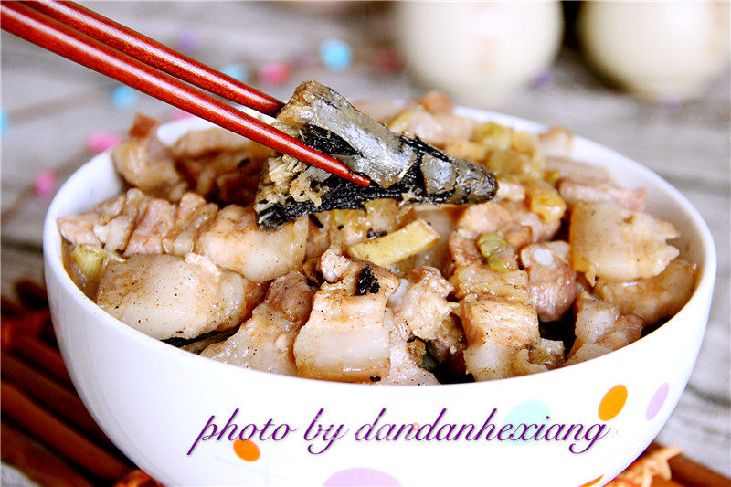 https://i3i620.meishichina.com/attachment/recipe/2016/10/31/201610311477881600714527331.JPG?x-oss-process=style/p800的做法