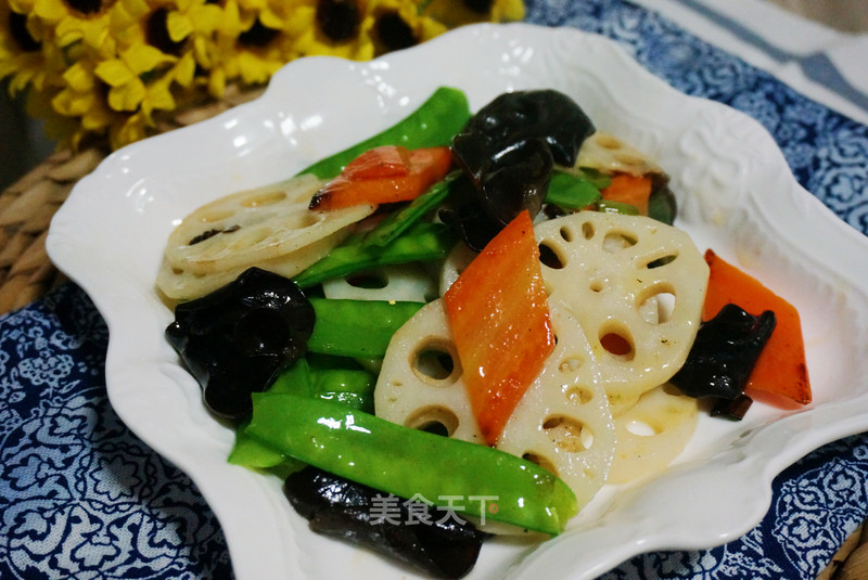 https://i3i620.meishichina.com/attachment/recipe/2016/11/16/2016111614793035618598607065.jpg?x-oss-process=style/p800的做法