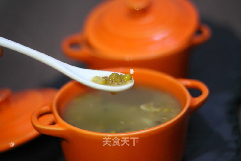 https://i3i620.meishichina.com/attachment/recipe/2016/11/22/201611221479795032997549055.JPG?x-oss-process=style/p800的做法