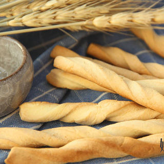 妙搭烘焙 | 食谱 | 简单香脆又好玩的阿拉棒—磨牙棒