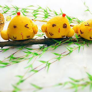 小鸡挤挤豆沙面包