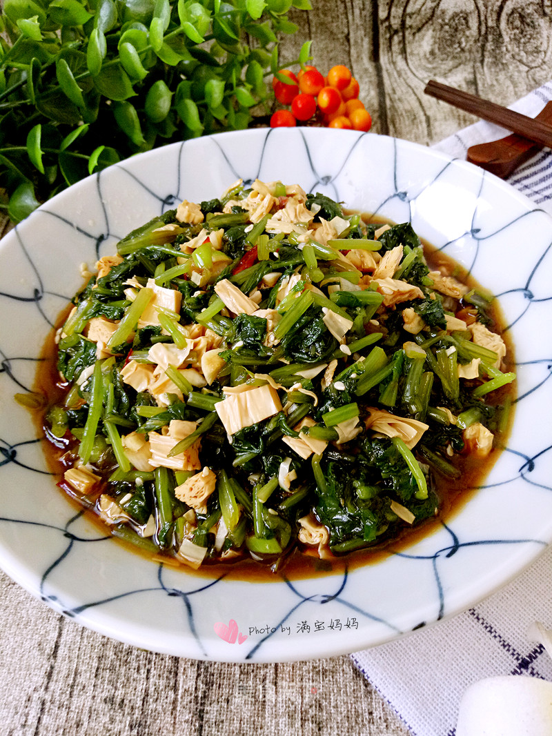 https://i3i620.meishichina.com/attachment/recipe/2017/04/06/2017040614914628748169118742.jpg?x-oss-process=style/p800的做法