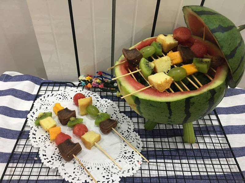 https://i3i620.meishichina.com/attachment/recipe/2017/05/29/2017052914960360871749220190.jpg?x-oss-process=style/p800的做法