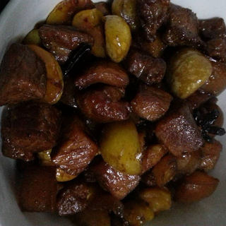 栗子红烧肉