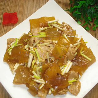 【河北唐山】蒜黄炒小饹馇