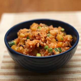 泡菜土豆什锦炒饭