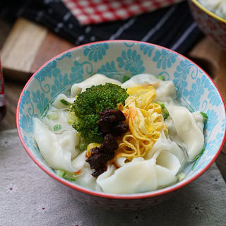 冬菜鲜肉大馄饨