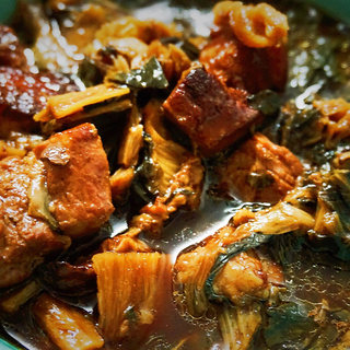 梅菜香菇红烧肉