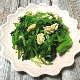 核桃仁拌菠菜