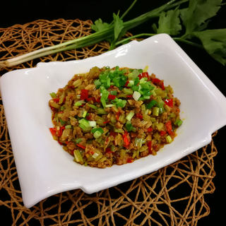 芹菜肉末