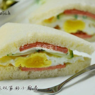 一个赌徒成就的美食——三明治