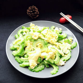 苦瓜炒鸡蛋