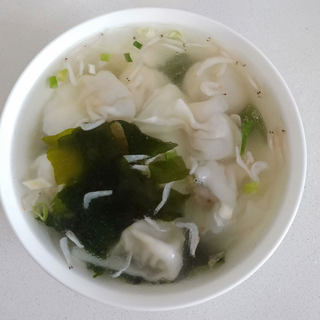 海木耳虾皮小馄饨