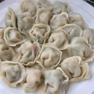 烫面元宝鲜虾饺