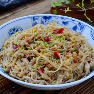 剁椒肉末金针菇