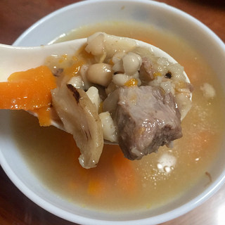小暑养生汤  玉竹百合龙骨汤