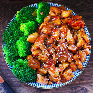 黑椒鸡腿饭