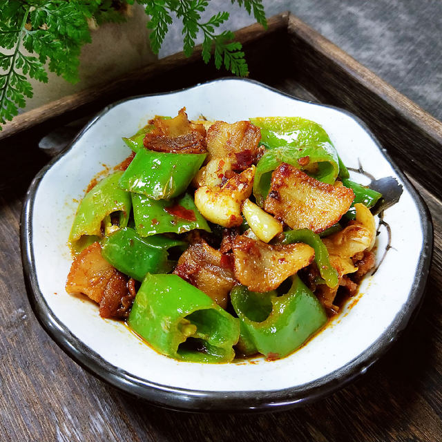 青椒炒肉