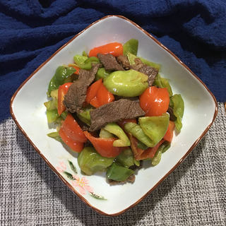 青红椒炒牛肉