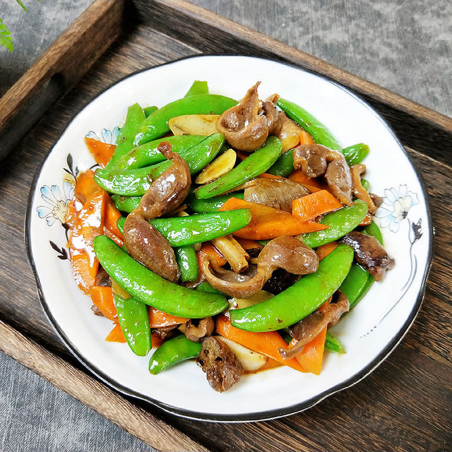鸭杂炒甜豆