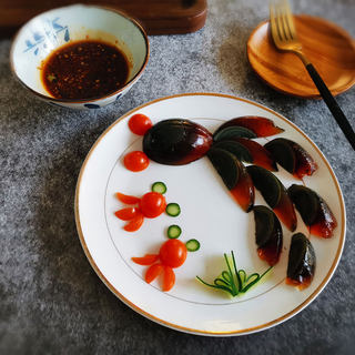 松花蛋摆盘