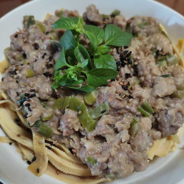 千张丝蒸肉饼