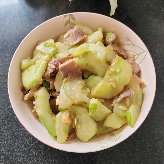 老黄瓜炒肉