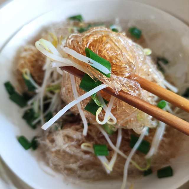 红豆芽蒸蕉芋粉丝