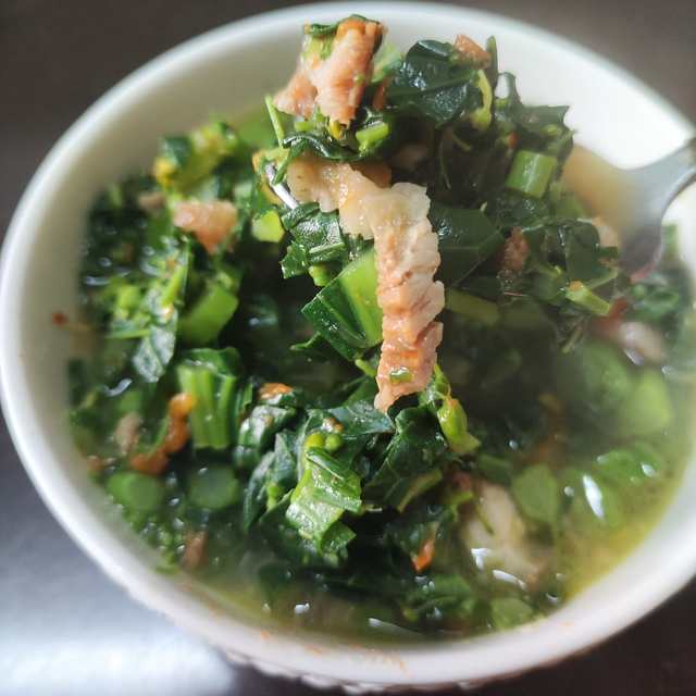 卤肉菜心汤