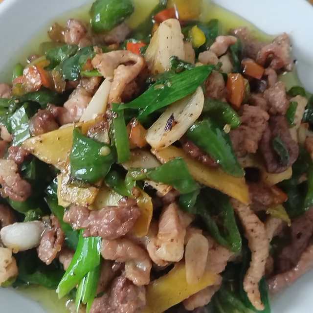 青椒炒肉丝