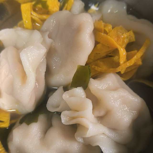 大肚虾仁馄饨