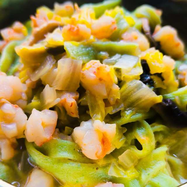 虾仁菠菜汤面