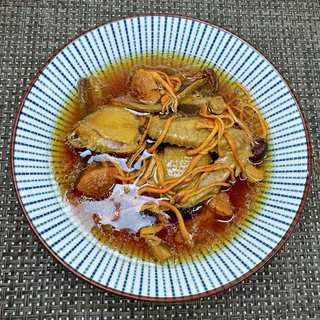 菌菇鸽子汤