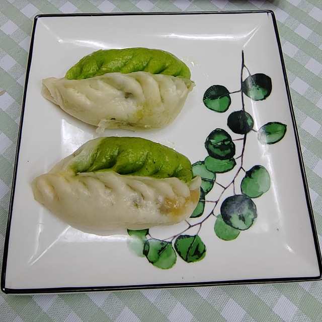 荠菜双色包子