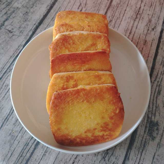 鸡蛋煎馒头