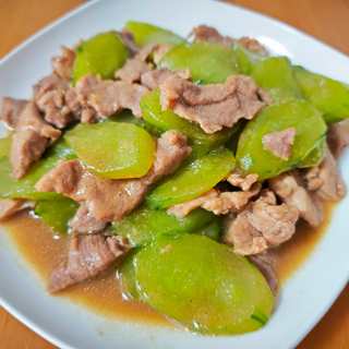 青瓜炒肉片